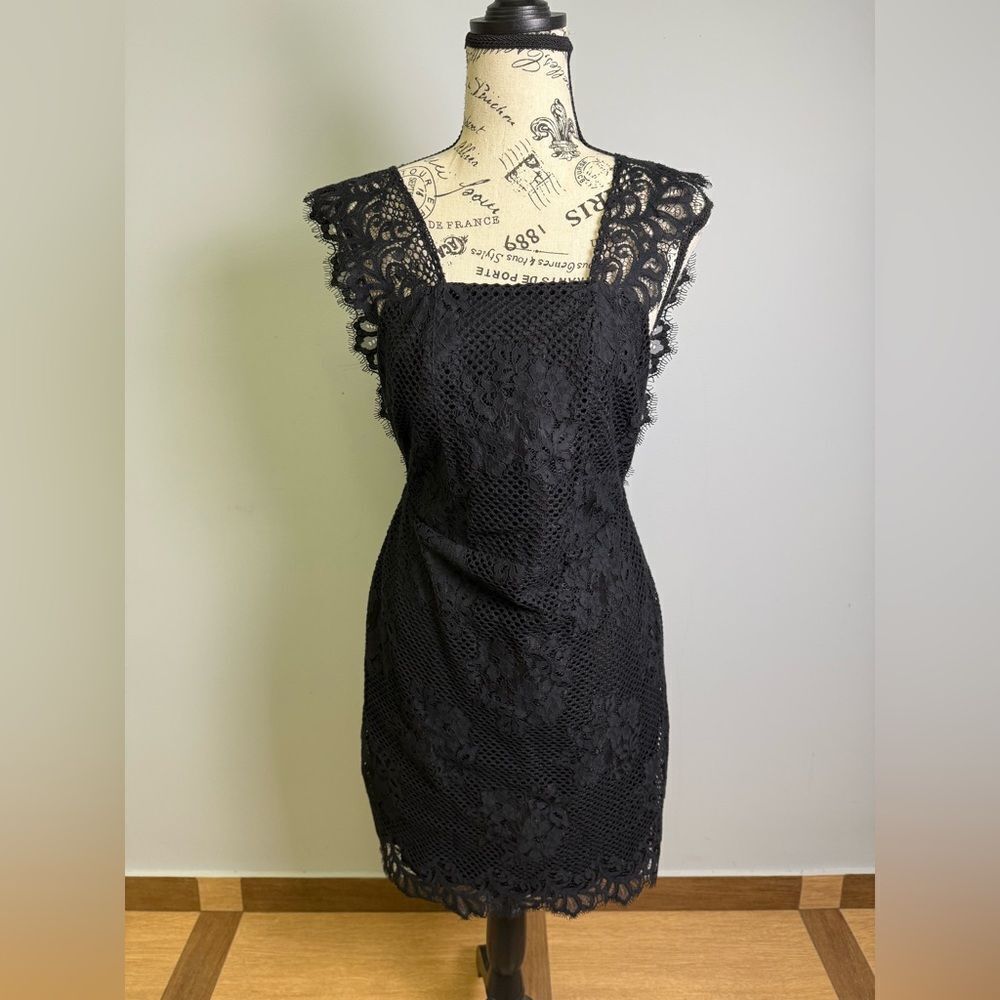 For love&lemons lace open back Dress NWT Size L
